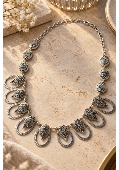 Oval Motif Şekilli Kadın Kolye Gümüş Kaplama Ayarlanabilir El Yapımı Kadın Kolye