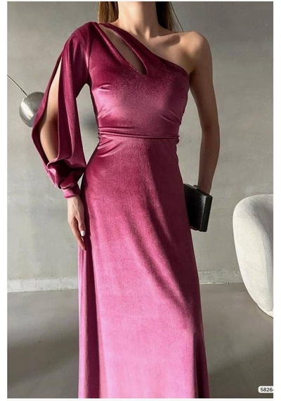 DefyModa Kadın Zarif Detay Esnek Kadife Kumaş Tek Omuz Abiye Elbise Gülkurusu