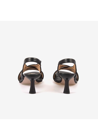 Hawen Angels Kadın Kösele Taban Bantlı 7,5cm Kısa Topuklu Sandalet 6895-04-v1 siyah