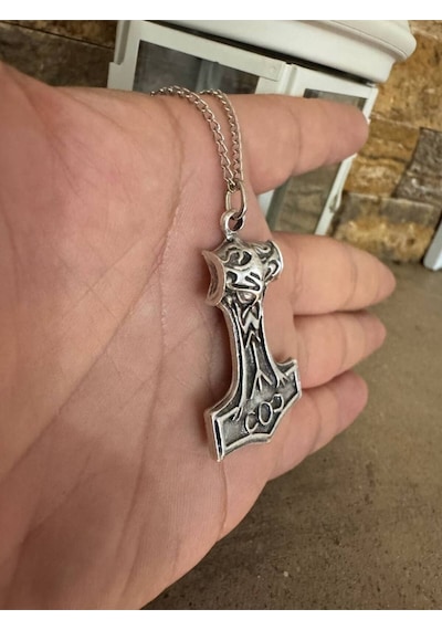 İskandinav Thor Figürlü Unisex Kolye 60 Cm Zincirli, Güç Ve Mitoloji Temalı Viking Tasarım Çok renkli