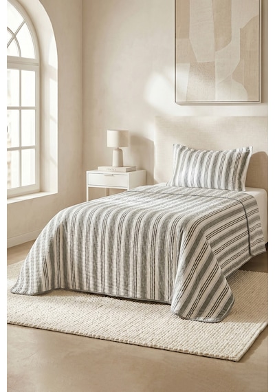Ocean Home Textile Pamuklu Kapitoneli Haki Renk Çizgi Desen Tek Kişilik Yatak Örtüsü Seti 1 Adet 180 X 230 / 1 Adet 50 X 70 Cm