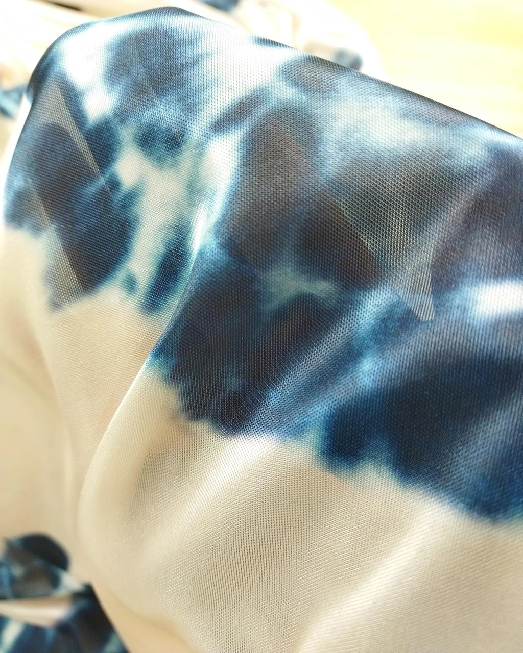 Jarse Krem Üzeri Petrol Mavisi Batik Desen En 160 Cm X Boy 135 Cm -3955