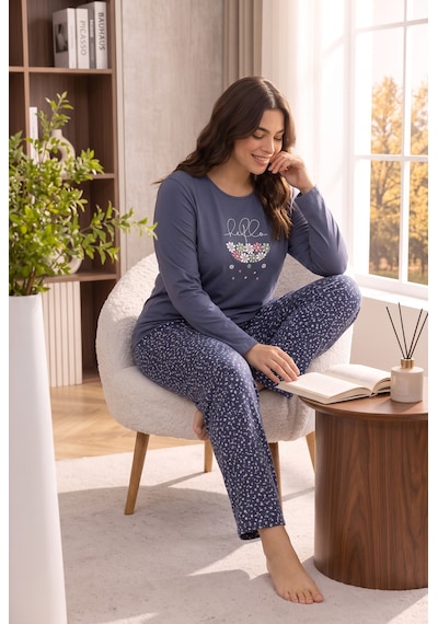 Seboteks Mevsimlik Kumaş Bisiklet Yaka Uzun Kollu Büyük Beden Kadın Pijama Takımı 400 Lacivert Seboteks Mevsimlik Kumaş Bisiklet Yaka Uzun Kollu Büyük Beden Kadın Pijama Takımı 400 Lacivert