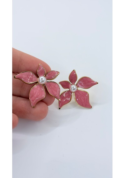 Rhea Jewelry Çiçek Figürlü Renkli Çelik Küpe 3,5 Cm İnci Detaylı Kadın Küpe Pembe