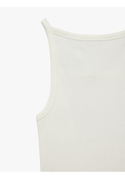 Koton Slim Fit Kolsuz Kayık Yaka Atlet Ekru 6sal30118ık