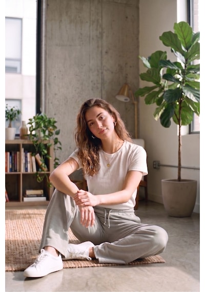 Bigmost Kadın 2'li Set Oversize Oysho Modal Kumaş Beli Lastikli Cepli Günlük Eşofman Altı Siyah - Krem Bigmost Kadın 2'li Set Oversize Oysho Modal Kumaş Beli Lastikli Cepli Günlük Eşofman Altı Siyah - Krem