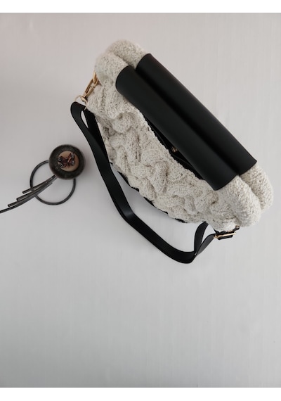 Fikriharika Design Vintage Esintili Buklet Örgü Çanta Metal Burslu Ve Deri Detaylı Siyah - Bej