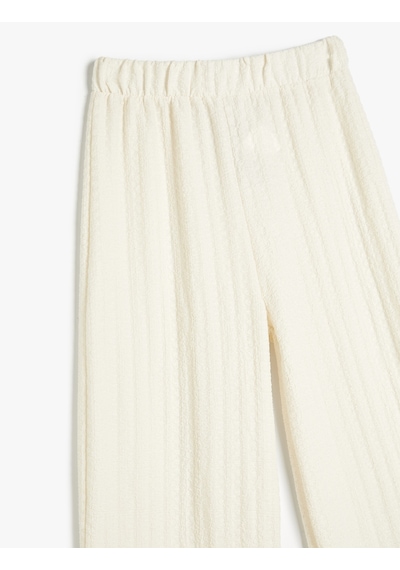 Koton Bol Paça Pantolon Beli Lastikli Dokulu Bej 4skg40101ak Ekru