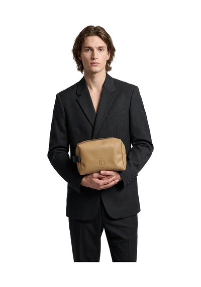 Camel Core Grooming Case