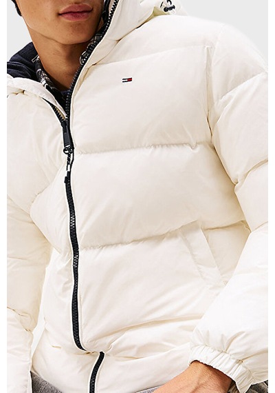 Tommy Jeans Erkek Mont Dm0dm19786 Ybl Beyaz Beyaz