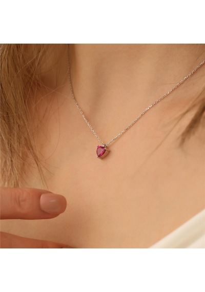 925 Ayar Gümüş Pembe Zirkon Taşlı Kalp Kolye