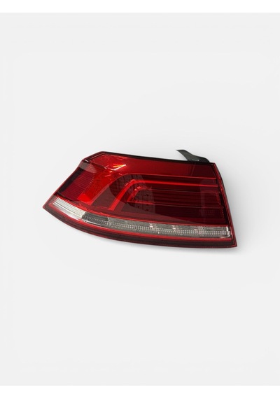 Hella Hl2sd011881051 Volkswagen Passat B8 Sol Dış Stop Lambası Ledli 2015 Ve Sonrası