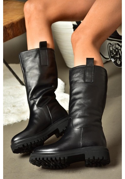 Fox Shoes R555267003 Siyah Hakiki Deri Kadın Çizme Siyah
