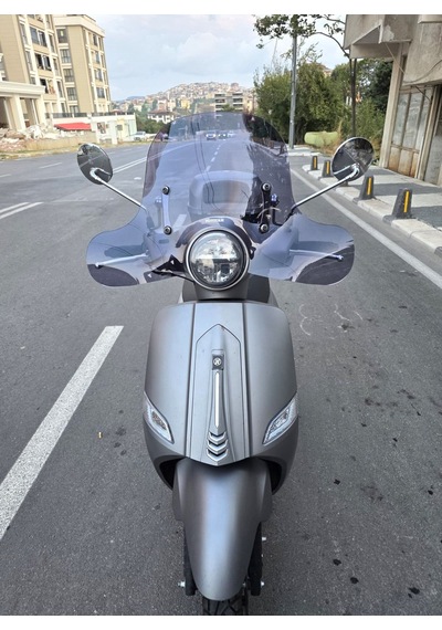 Motocam Mondial Exon 125 Ön Cam 2023-2026 Model 39cm Füme Renkli 4mm Elcikli Aparatsız