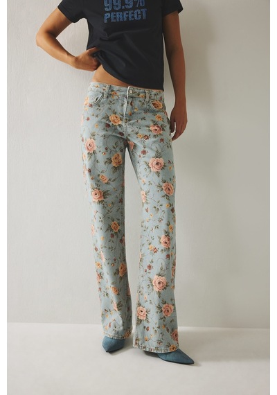 Defacto %100 Pamuk Çiçekli Straıght Fıt Normal Bel Kısa Paça Standart Boy Gabardin Pantolon I9241ax26aube791 Mavi-be791