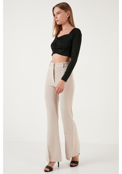 Lela Slim Fit Kalp Yaka Önü Büzgülü Crop Bayan Bluz 5865401 Siyah