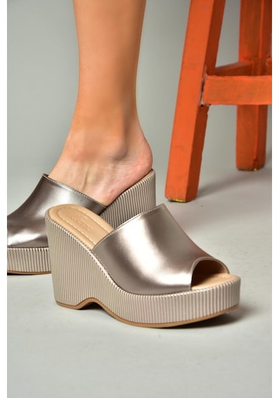 Fox Shoes K250101509 Platin Dolgu Topuklu Kadın Terlik Platin