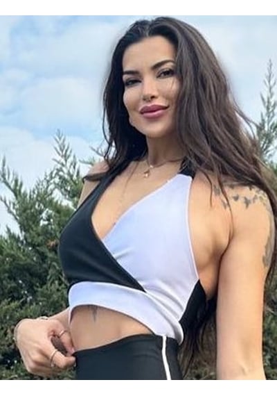 Lismina Siyah Beyaz Boyundan Bağlamalı Spor Büstiyer - Sporcu Sütyeni Siyah - Beyaz