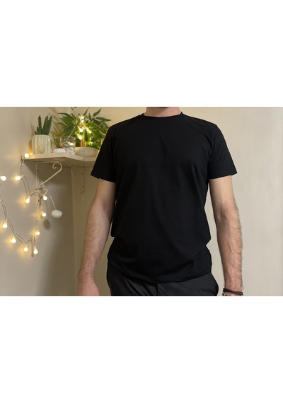 Erkek Slim Fit Dar Kesim Bisiklet Yaka Kısa Kol Pamuklu 4’lü Tişört Paketi Siyah Beyaz Gri Lacivert