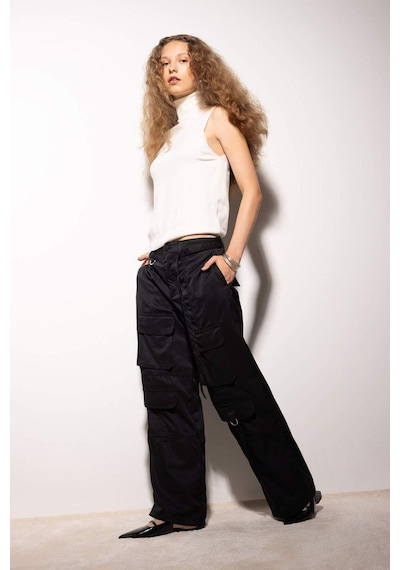 Defacto Regular Fit Balıkçı Yaka Kolsuz Basic Düz Triko Kazak U8250AZ24AUER99 Ekru