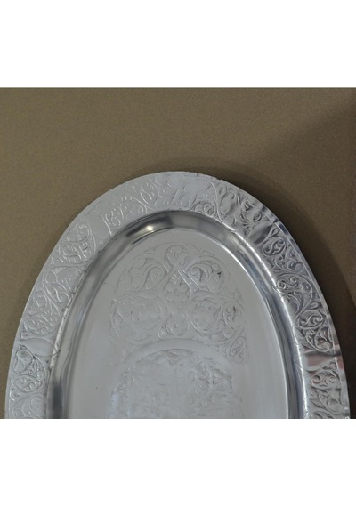 Paslanmaz Çelik Tepsi 304 Kalite Krom Parlak Yüzey, Elde Tasarlanmış Desenli Geniş Servis Ve Sunum Tepsisi 34 Cm