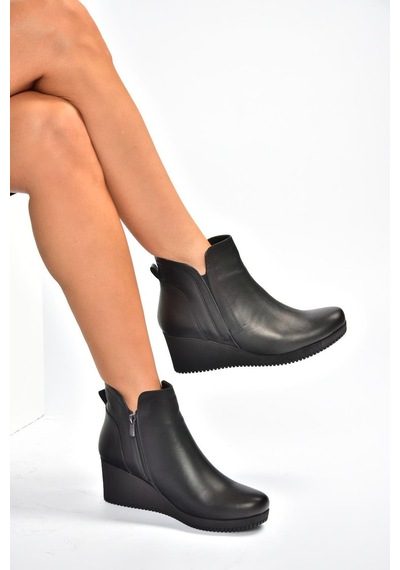 Fox Shoes V999100803 Siyah Hakiki Deri Dolgu Tabanlı Kadın Bot Siyah-hakiki Deri