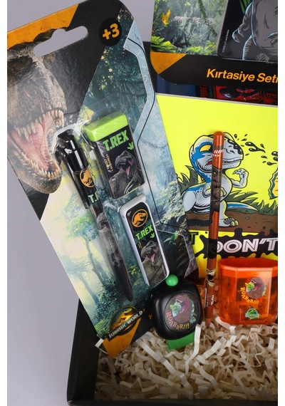 X Dekomus Lisanslı Jurassic World 16 Parça Kırtasiye Seti Resim Defteri,2 Adet Kurşun Kalem,silgi,uçlu Kalem Ve Uç Seti Diğer