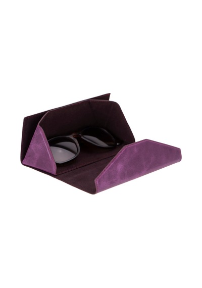 Prısma Velvet Magenta Deri Gözlük Kılıfı Mıknatıslı Üçgen Tasarım