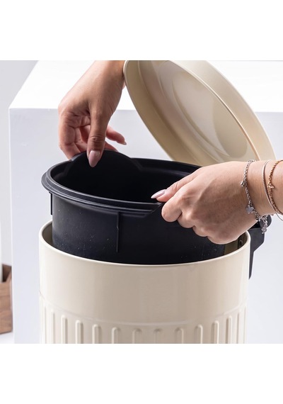 16 Litre Vintage Metal Çıkarılabilir Kovalı Çöp Kovası Krem