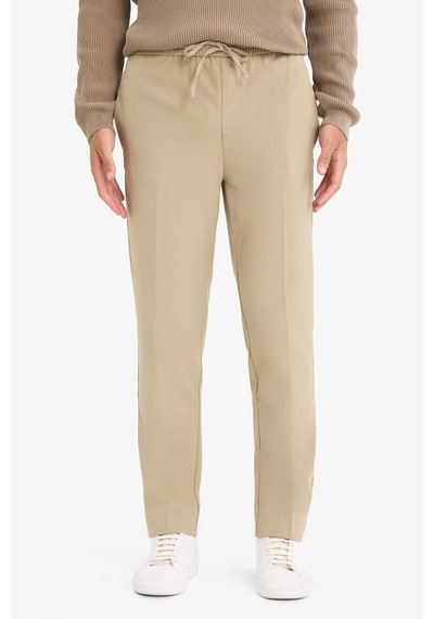 DeFacto Yazlık Kumaş Jogger Pantolon Beli Bağcıklı Lastikli Düz Paça Cepli Her Yöne Esneyen A9943AX25SPBG315