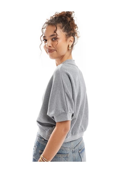 Nike Crop Loose Fit French Terry Short Sleeve Top Kadın Bol Kesim Crop Kısa Kollu Sweatshirt Gri Gri