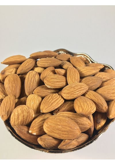 Sıddık Kırmacı Çiğ Badem İçi 1 KG