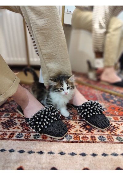 My Stil Moda Kadın Önü Kapalı Hasır Terlik Boncuk İşlemeli Çeyiz, Günlük, Misafir Ev Terliği siyah My Stil Moda Kadın Önü Kapalı Hasır Terlik Boncuk İşlemeli Çeyiz, Günlük, Misafir Ev Terliği siyah