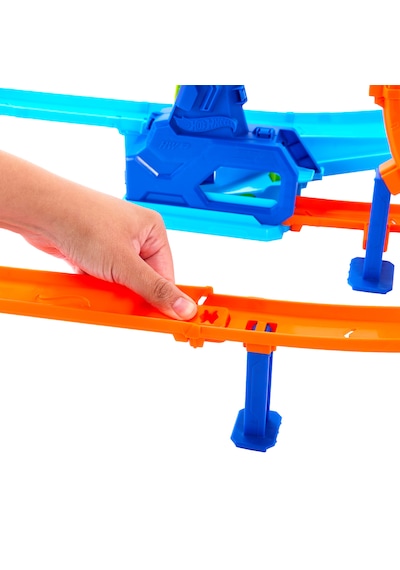 Hot Wheels Akrobasi Pistleri™ Dolambaçlı Hız Pisti™ JHK73
