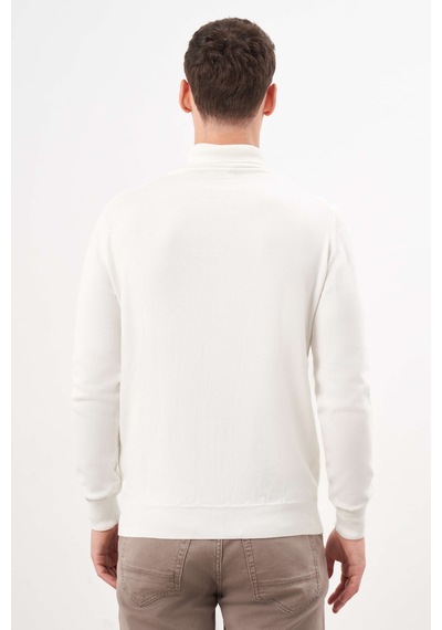 Morven Erkek Ekru Trend Core Spun Balıkçı Yaka Dynamic Fit Rahat Kesim Triko 26kc017010454 Ekru Ekru