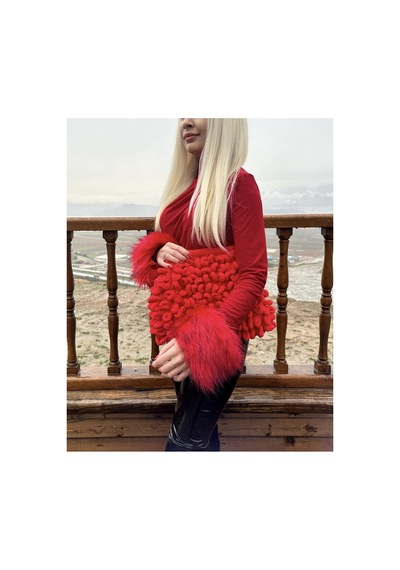 Melonndesign Puffy Çanta El Örgüsü Kol Çantası Yumoş Kırmızı