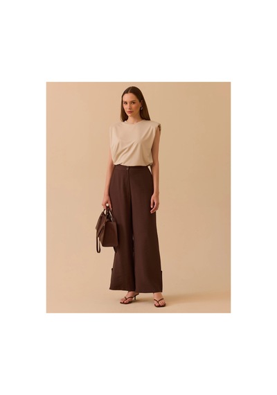 Seçil Düğme Detalı Tunik Ve Yüksek Bel Düz Paça Pantolon Kahverengi - 933556146 Kahverengi Seçil Düğme Detalı Tunik Ve Yüksek Bel Düz Paça Pantolon Kahverengi - 933556146 Kahverengi