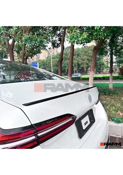 Bmw G60 Bagaj Spoiler Parlak Siyah Model 1