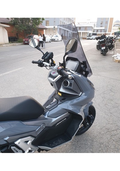 Motocam Rks Freccia Ön Cam 2022-2026 Model 65cm Füme Renkli 4mm Orta Boylu