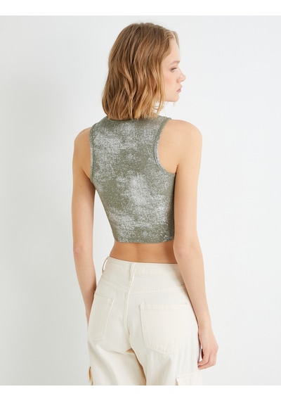 Koton Crop Atlet Halter Yaka Metalik Sim Baskılı Fitilli Ada Çayı 4sak10284ek Açık Yeşil Koton Crop Atlet Halter Yaka Metalik Sim Baskılı Fitilli Ada Çayı 4sak10284ek Açık Yeşil