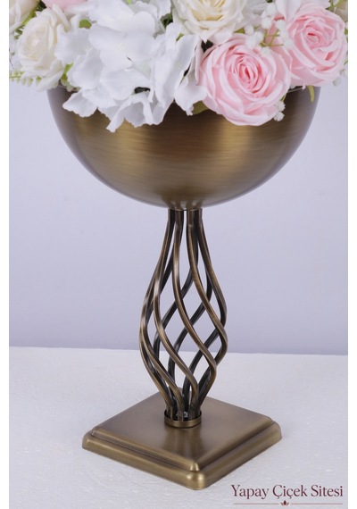 At Yapay Çiçek Sitesi Metal Bronz Burgulu Vazoda Yapay Gül Tanzimi 55 Cm Beyazpembe
