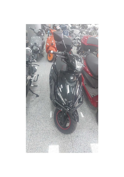 Yuki Casper Pro 50 CC Motosiklet Siyah + Çanta