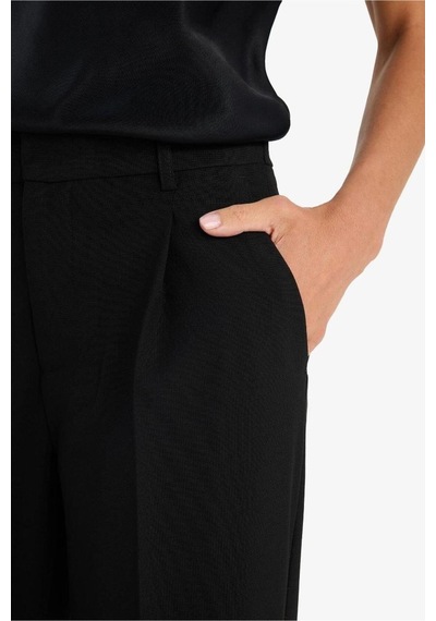 Defacto Wide Leg Fermuarlı Yüksek Bel Standart Boy Pantolon E7238ax25aubk81 Siyah