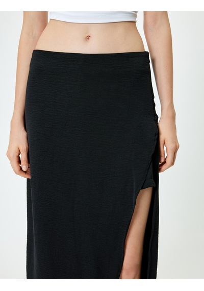 Koton Midi Etek Yırtmaç Detaylı A Kesim Slim Fit Beli Lastikli Siyah 4sal70015ıw