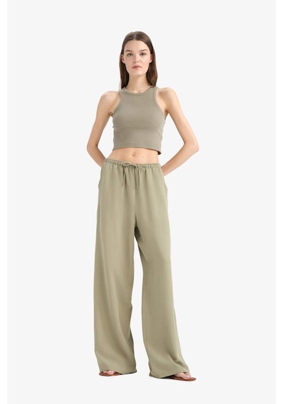 DeFacto Keten Karışımlı Palazzo Pantolon Wide Leg Geniş Bol Paça Üç Cepli Normal Bel Basic Düz Standart Boy C4545AX25SPKH459 DeFacto Keten Karışımlı Palazzo Pantolon Wide Leg Geniş Bol Paça Üç Cepli Normal Bel Basic Düz Standart Boy C4545AX25SPKH459