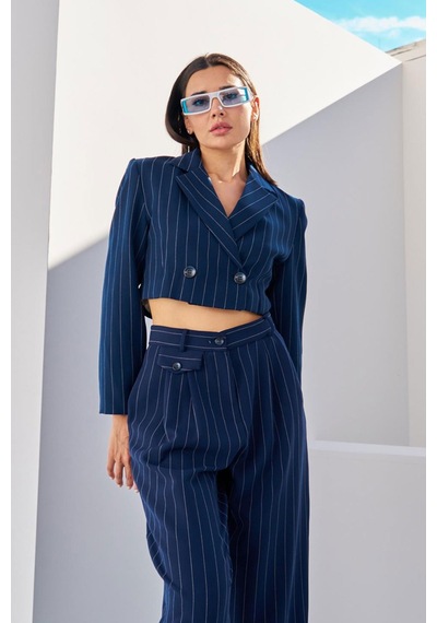 Quzu Çizgi Detaylı Crop Ceket Lacivert
