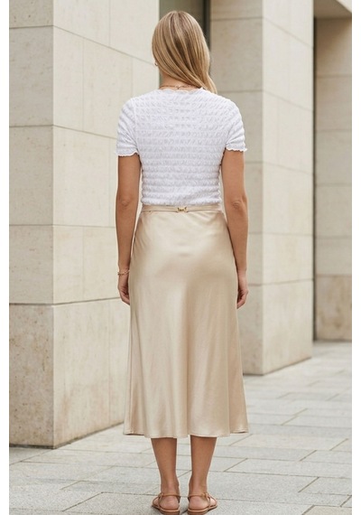 Kadın Beyaz Büzgülü Dokulu Bluz Slim Fit Kısa Kol Yüksek Yaka Esnek Modern Şık Üst Bluz