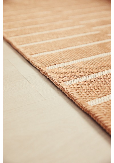 Ocean Home Textile Bej Renk Çizgi Desenli Şönil Halı Kilim 120 X 180 Cm