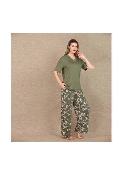L'ombre Şık Tasarım Çiçek Desenli Yeşil Kısa Kol Viskon Pijama Takımı