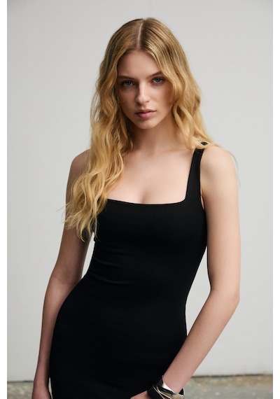 Grimelange Tresney Kadın Yumuşak Ve Esnek Kumaşlu U Yakalı Slim Fit Uzun Siyah Elbise
